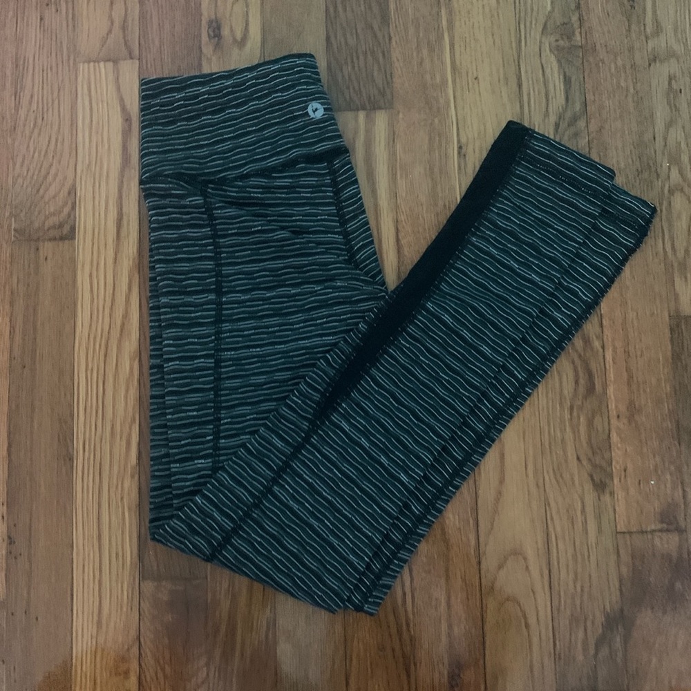 mesh cutout workout leggings!